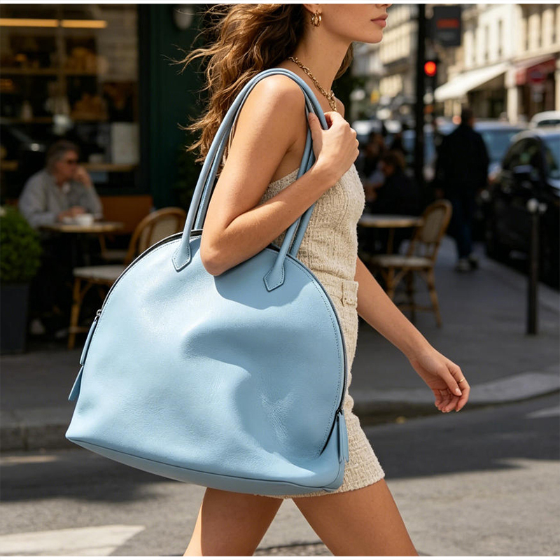 Borsa a Spalla di Lusso a Form - Women Bags On Sale recensione e prezzo