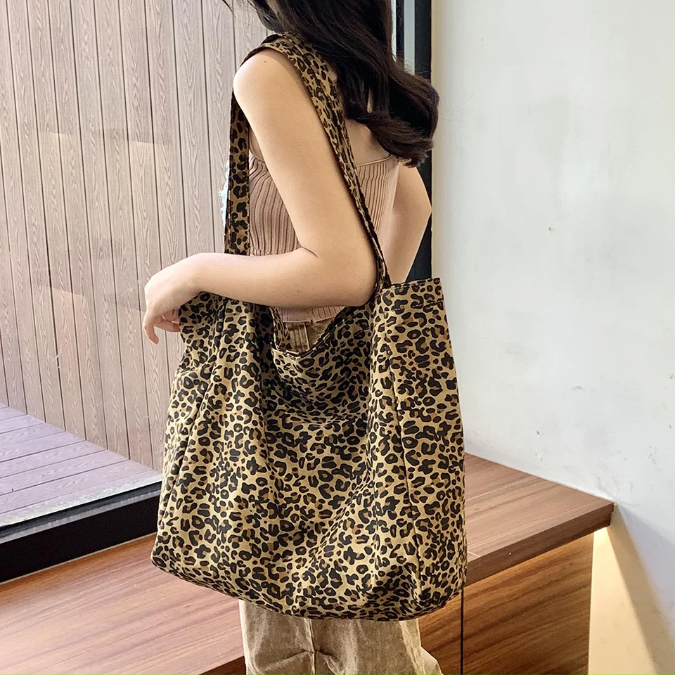 Borse tote da donna Hasp in te - Women Bags On Sale recensione e prezzo
